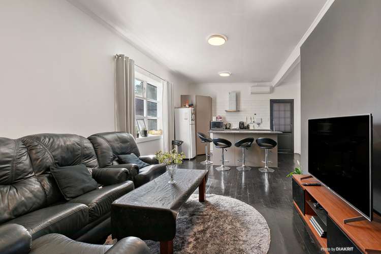 1a Cruickshank Street Kilbirnie_10