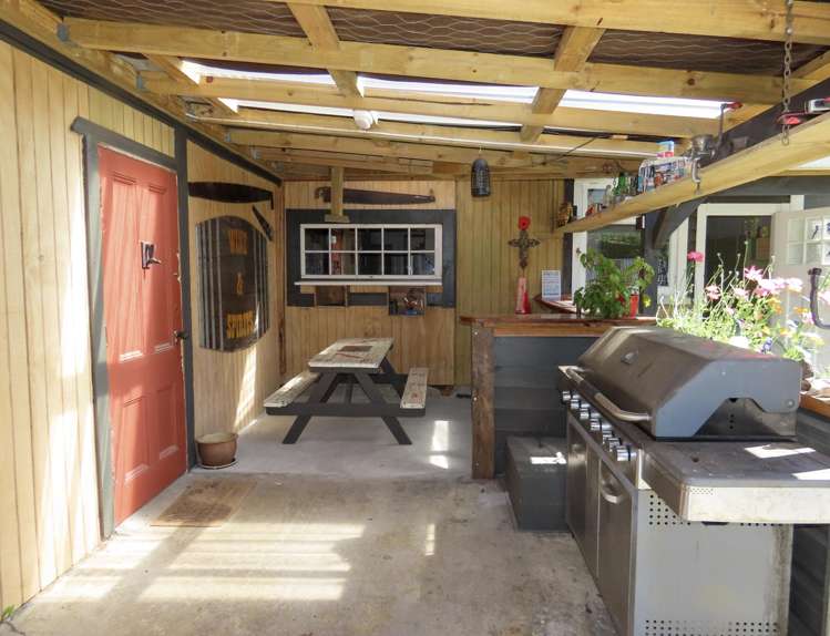 69 Shiel Street Reefton_16