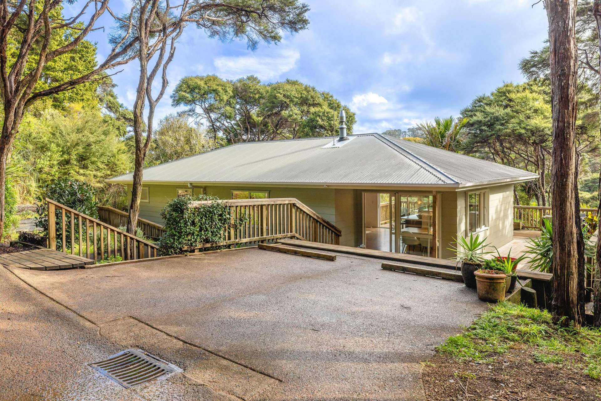 52 Crescent Road East Ostend_0