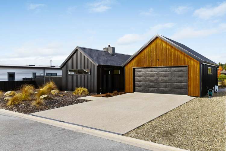 21 Warbler Lane Albert Town_31