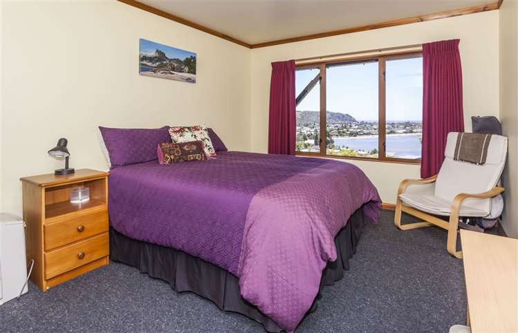 16 Pine Grove Tairua_14