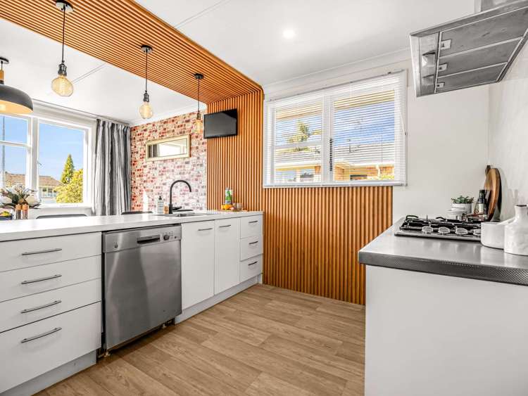 19 Bellmont Avenue Chartwell_10