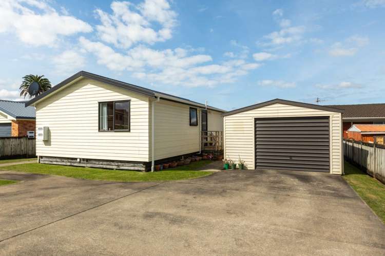 22 Parry Palm Avenue Waihi_14