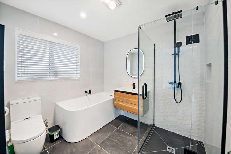 5A & 5B Waipouri Road Mangere_22