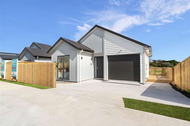 34 Whakairo Crescent Gulf Harbour_1