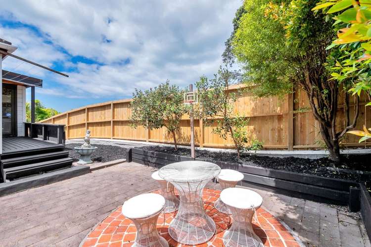 2/18 Long Bay Drive Torbay_28