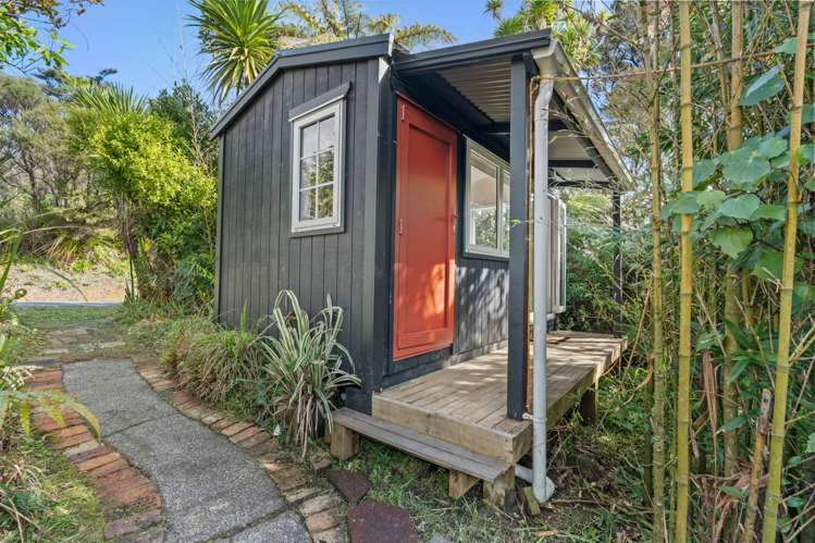 83 Anawhata Road Anawhata_23