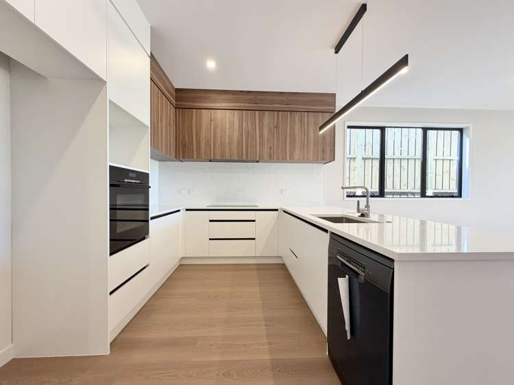 72 Huanui Drive Orewa_6