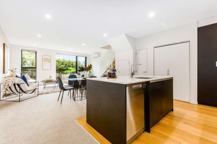 11/80 Seatoun Heights Road Seatoun_1