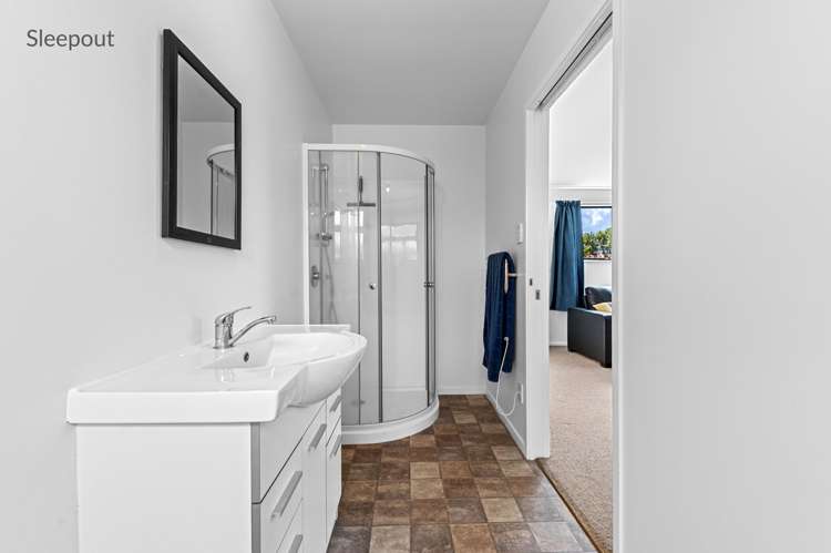 5 Gifford Place Utuhina_12