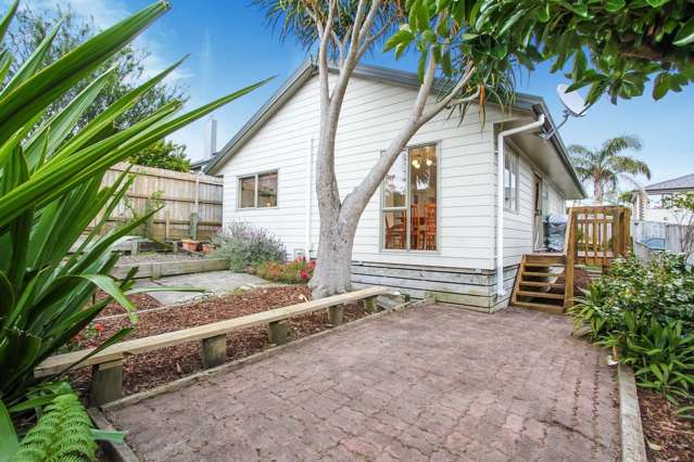 29c West Coast Road Glen Eden_3