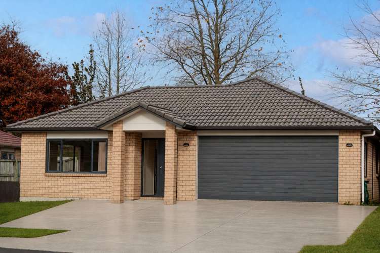 16 Ribbonwood Close_0