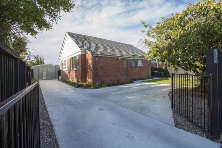 17 Achilles Street Burwood_13