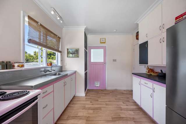 900 Clive Street Akina_2