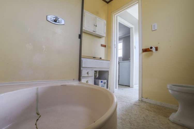 5 Stirling Place Tokoroa_12