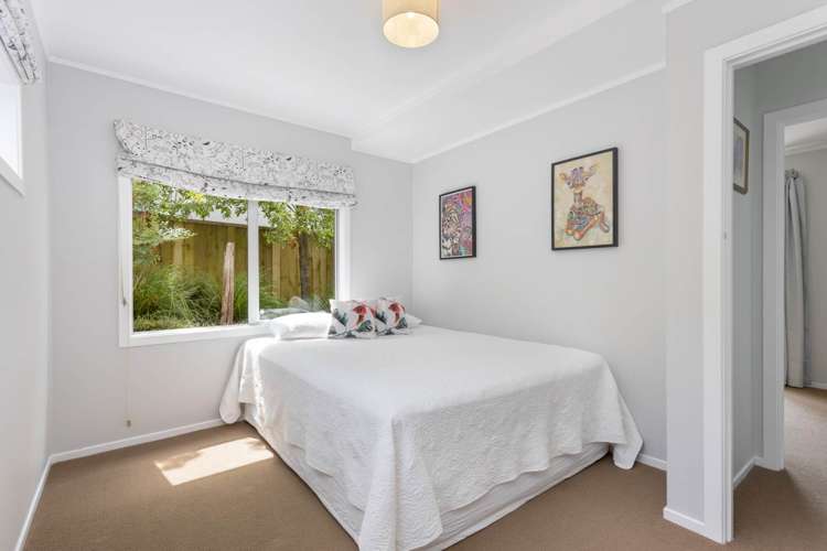 88 Rosario Crescent Red Beach_16