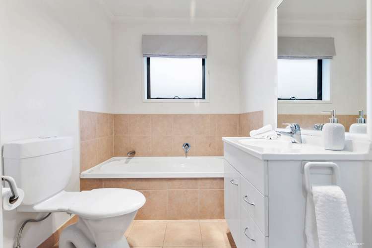 5 Eastside Drive Pukekohe_9