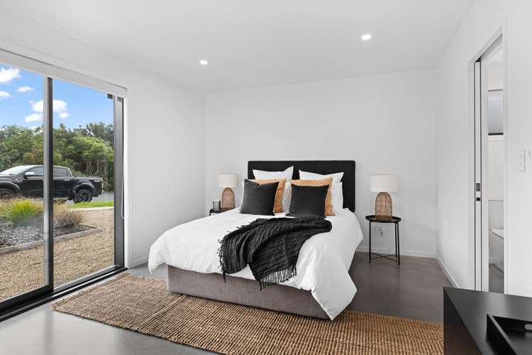 4 Kokihi Lane Snells Beach_12