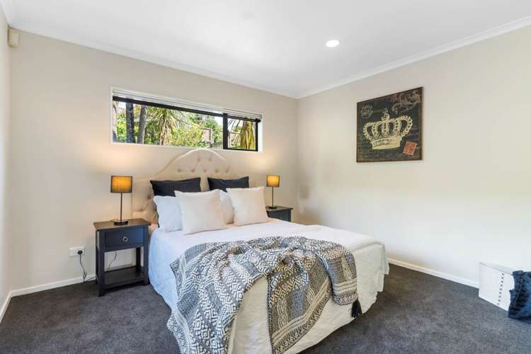 8 Kauri Lane Red Hill_16