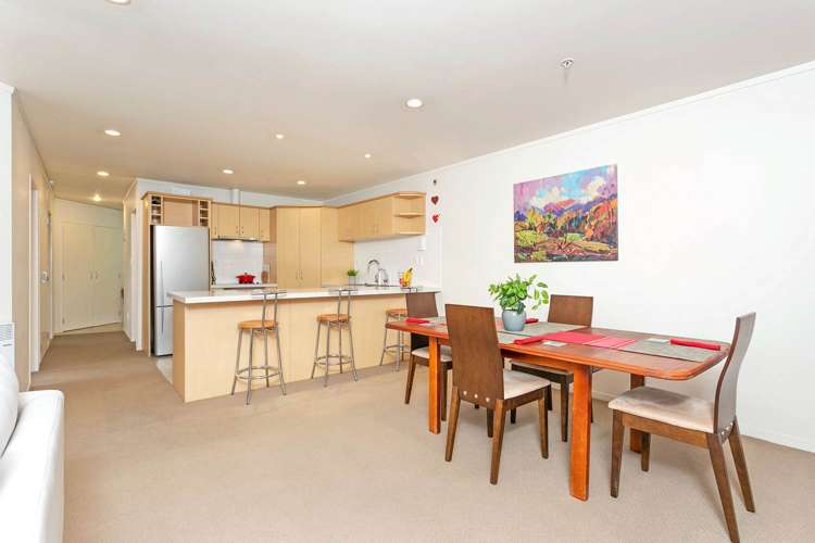 GH/127 Grafton Road_3