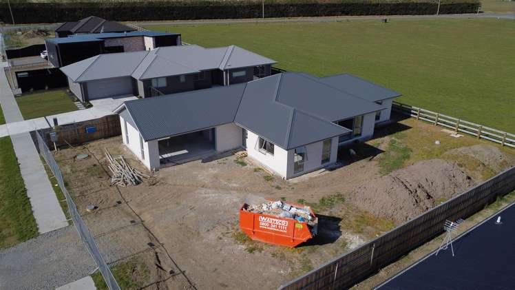 34 Plover Avenue Amberley_5