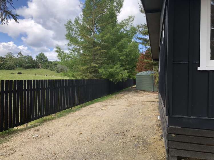 1281 Oruru Road Peria_13