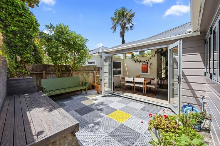 107 Mein Street Newtown_11