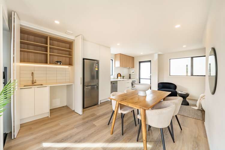 4/7 Wainuiomata Road Wainuiomata_4