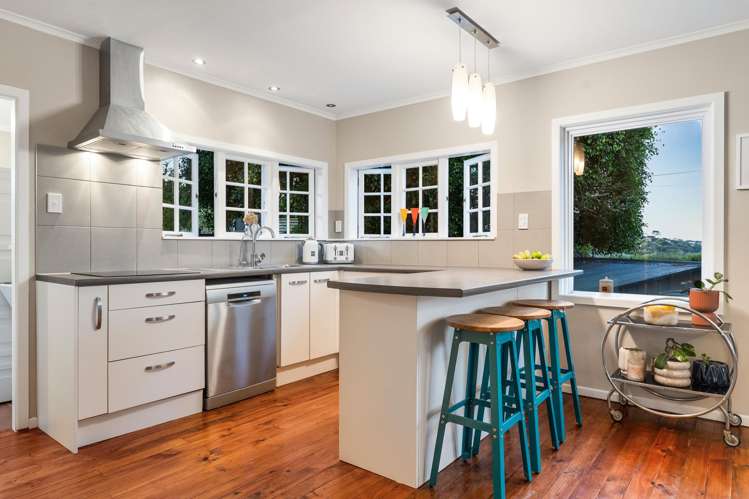 350 Royal Road Massey_9