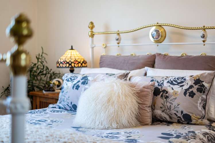 90 Omapere Street Whitby_14