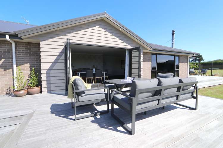 357 Oreti Road Otatara_33