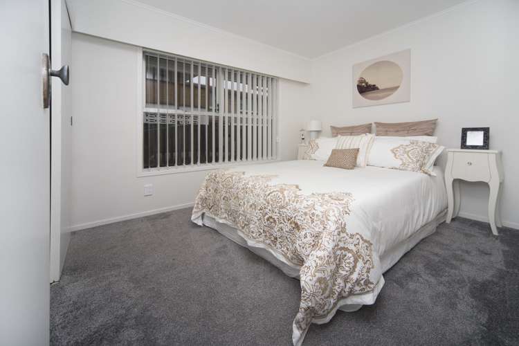 37 Target Road Totara Vale_8