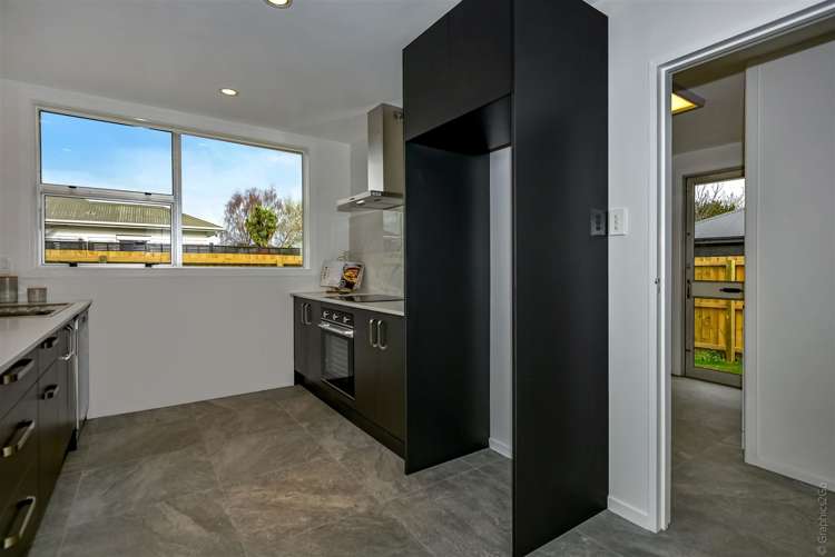 307 Main South Road Hornby_15