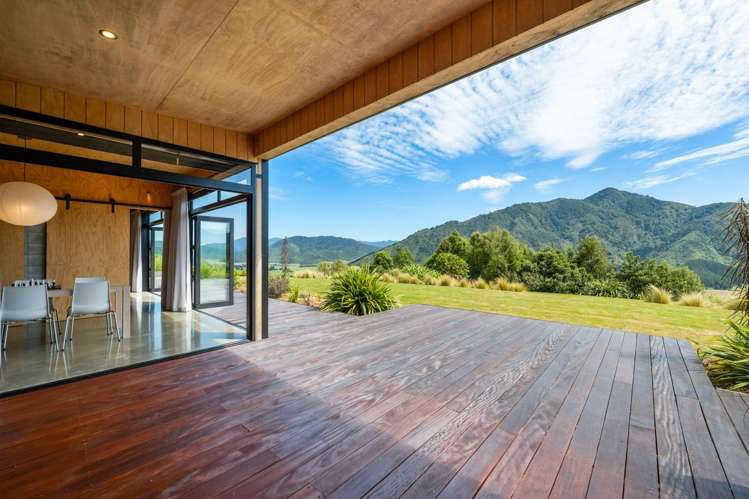 1424 Queen Charlotte Drive Marlborough Sounds_8