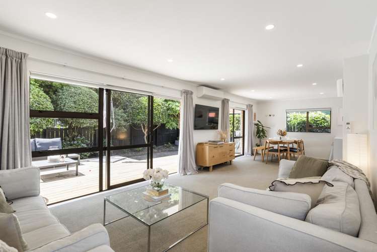 3/9 Billabong Place Botany Downs_5