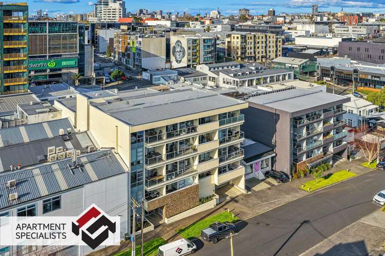 39 Mackelvie Street Grey Lynn_12