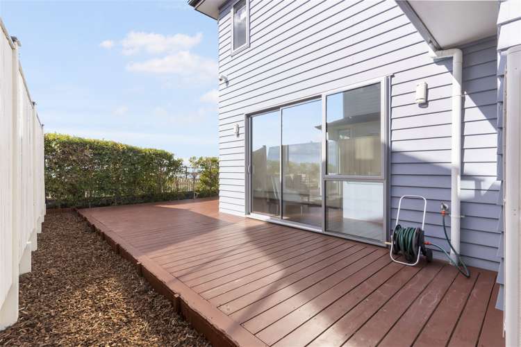 33 Te Oneroa Way Long Bay_24