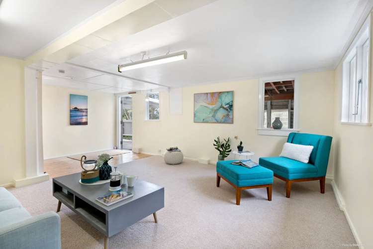 438 Huia Road Laingholm_13