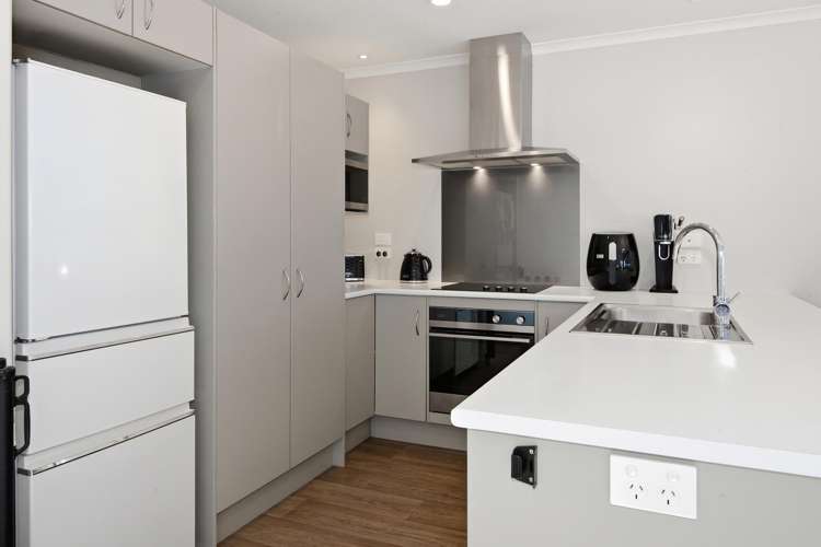 2 Suncrest Lane Port Whangarei_5