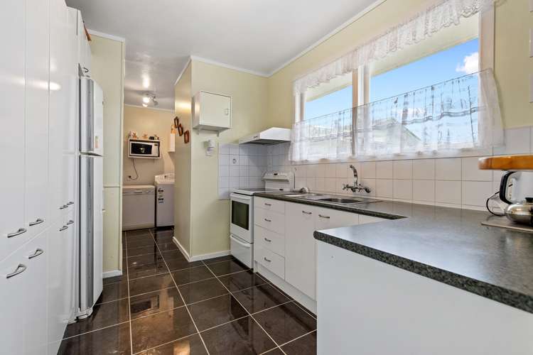 8 Wyatt Avenue Te Aroha_10