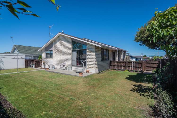 25 Roxburgh Street Glenwood_11