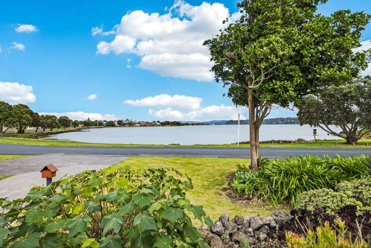 32B Kiwi Esplanade Mangere Bridge_13