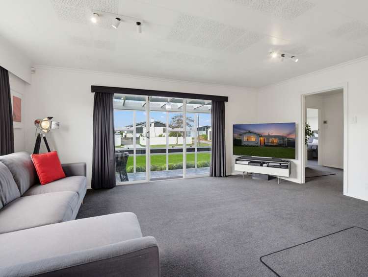 56 Lockhart Avenue Milson_5