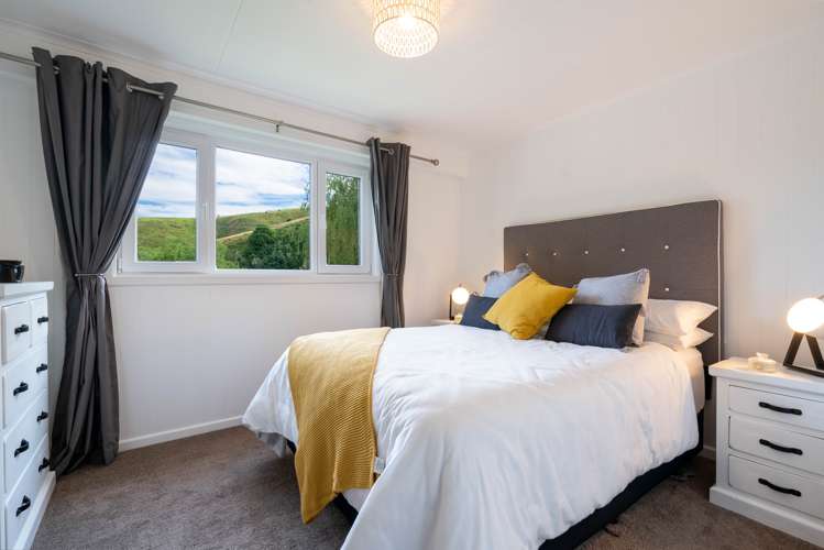 34 Harrington Street Lawrence_11