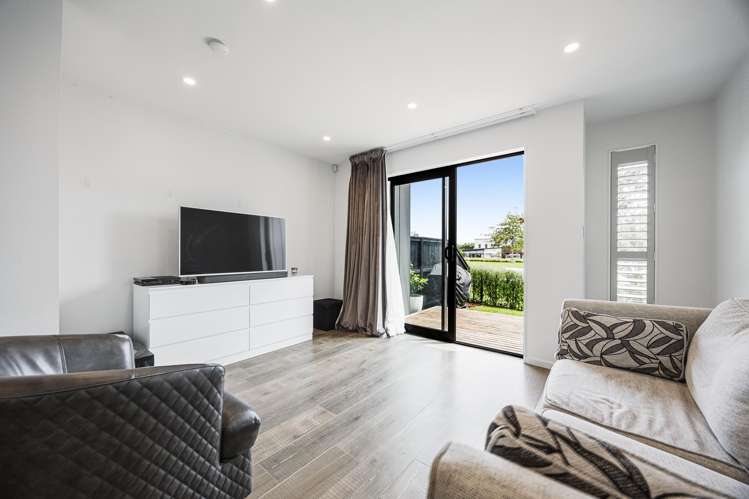 10/3 Walsh Road Milldale_4