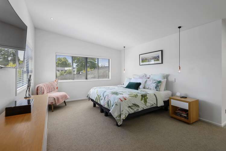 10 Horseshoe Lake Road Burwood_17