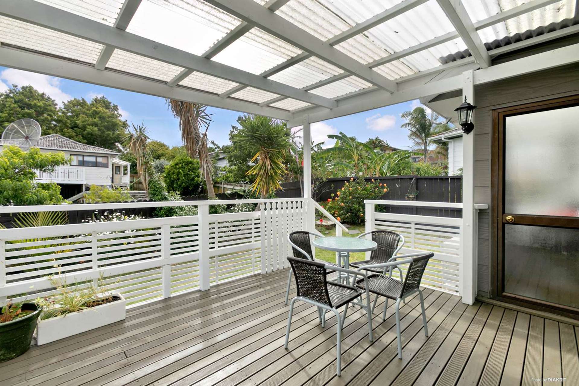 2/67 Charntay Avenue Clover Park_0