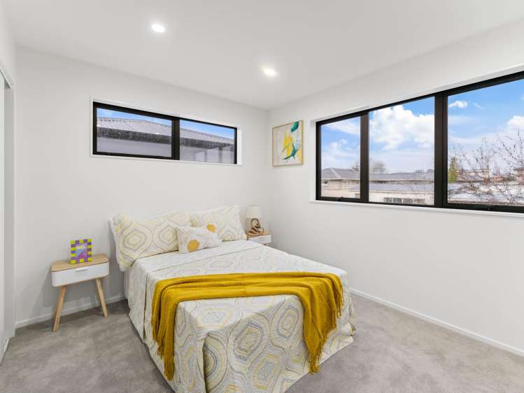 46a & 46b Woodford Avenue Henderson_20