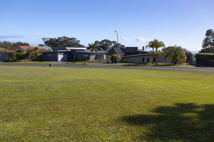 8 Bayside Drive Coopers Beach_12