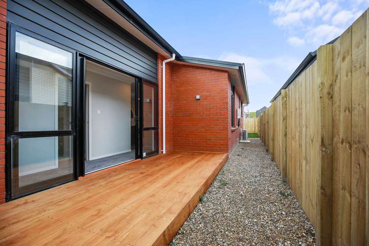 1/6 Tiro Place Rototuna North_17